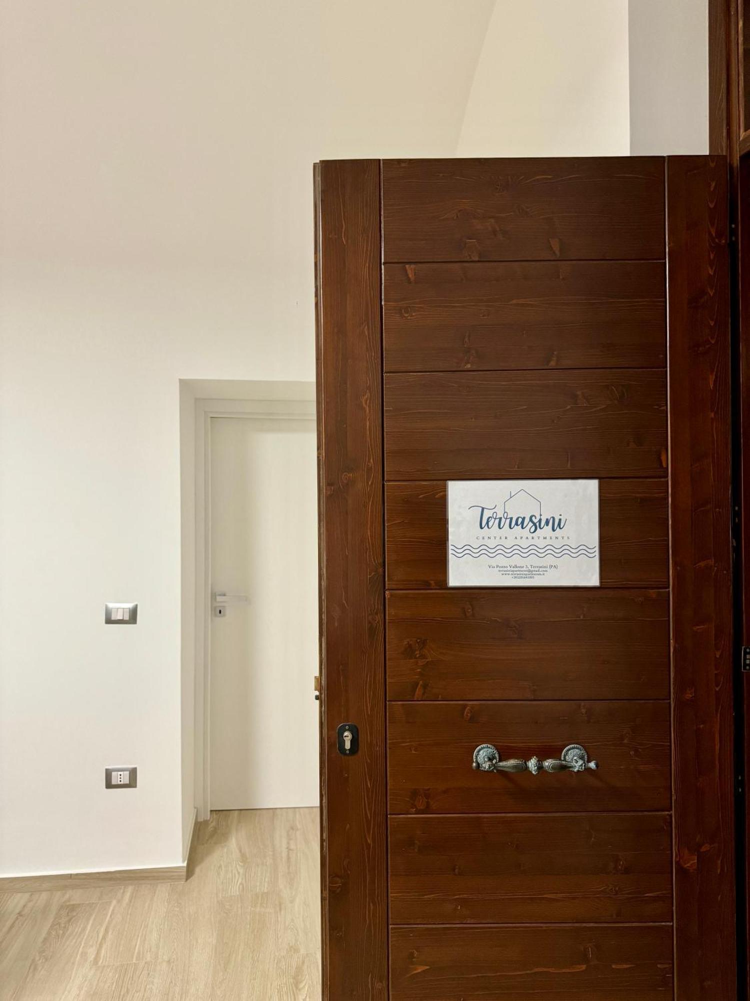 Terrasini Center Apartments Экстерьер фото