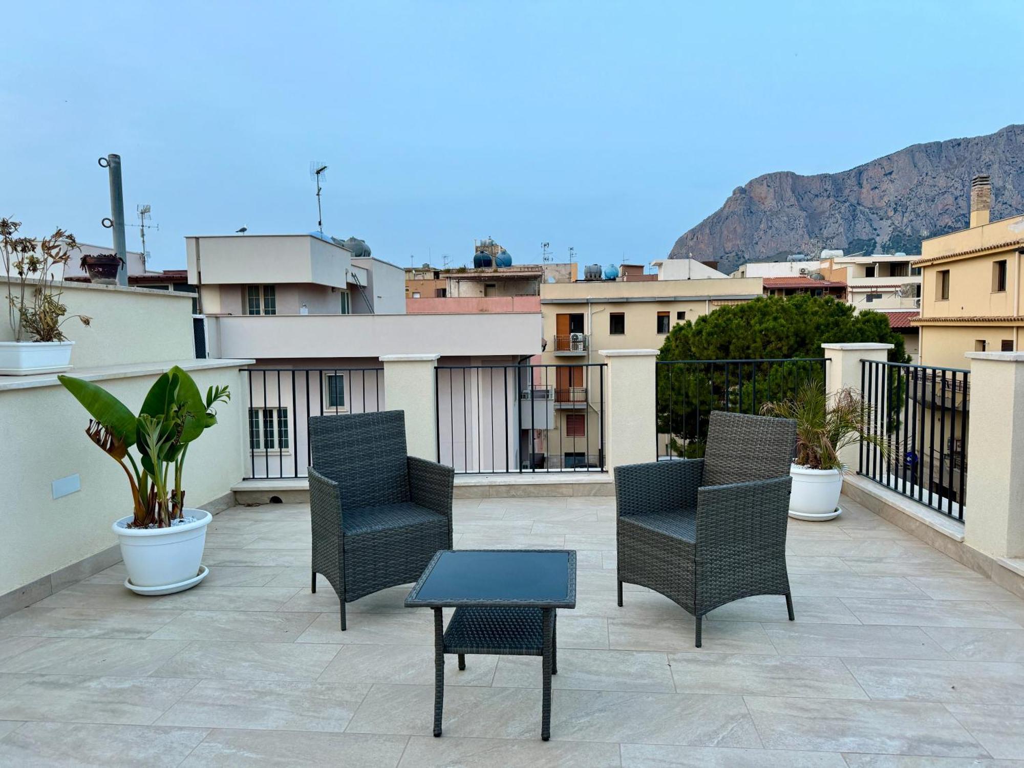 Terrasini Center Apartments Экстерьер фото